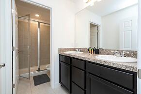 Splendid 4Bd Close to Disney @ Holly Village 132