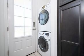 Splendid 4Bd Close to Disney @ Holly Village 132