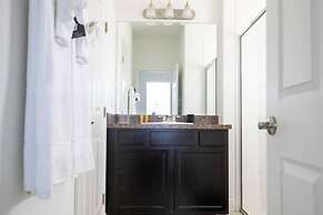 Splendid 4Bd Close to Disney @ Holly Village 132