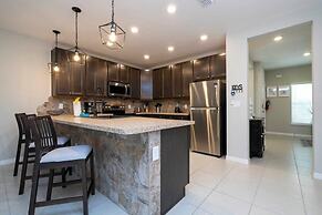 Stunning 3Bd Close to Disney at Fiesta Key 4764