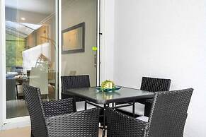 Stunning 4 Bd Close to Disney @ Storey Lake 2569