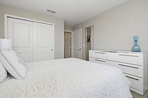 Stunning 4 Bd w/ GameRoom Close to Disney 5110