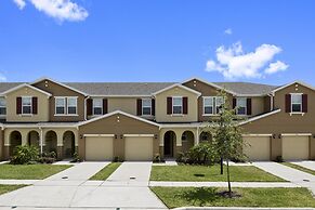 Stunning 4 Bd w/ GameRoom Close to Disney 5110