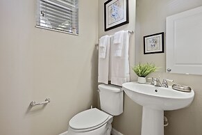 Stunning 4 Bd w/ GameRoom Close to Disney 5110