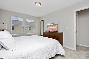 Stunning 4 Bd w/ GameRoom Close to Disney 5110