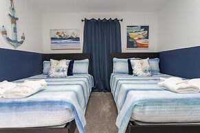 Stunning 4 Bd w/ Pool Close to Disney at Champions Gate 1158