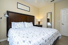 Stunning 5 Bd Home w/ Pool Close to Disney 7420