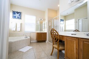 Stunning 5 Bd Home w/ Pool Close to Disney 7420