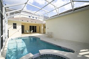 Stunning 5 Bd Home w/ Pool Close to Disney 7420