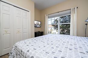 Stunning 5 Bd Home w/ Pool Close to Disney 7420