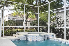 Stunning 5 Bd Home w/ Pool Close to Disney 7420