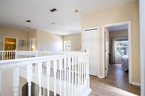 Stunning 5 Bd Home w/ Pool Close to Disney 7420