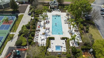 Stunning 5 Bd Home w/ Pool Close to Disney 7420