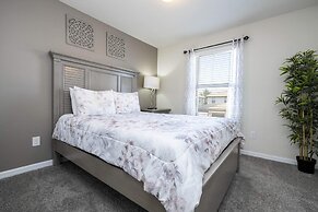 Stunning 5 Bd w/ Pool Close to Disney @ Windsor Westside 2015