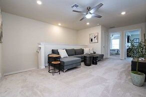 Stunning 5Bd w/ Pool @ Windsor Island Resort 3814