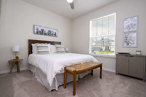 Stunning 5Bd w/ Pool @ Windsor Island Resort 3814