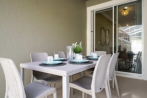 WonderFull 4Bd with Pool at Champions Gate 1174