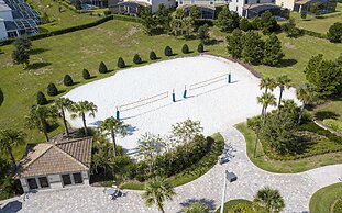 WonderFull 4Bd with Pool at Champions Gate 1174