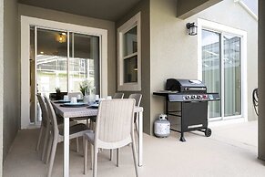 WonderFull 4Bd with Pool at Champions Gate 1174