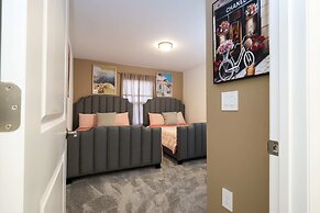 WonderFull 4Bd with Pool at Champions Gate 1174