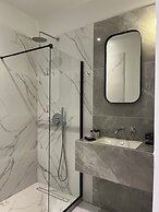 Downtown Suites by Athens Tower