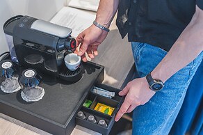 Downtown Suites by Athens Tower