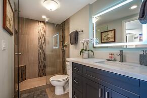 Modern & Polished Oceanfront Vistas