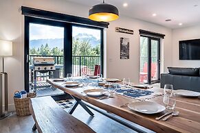 Stoke House by Revelstoke Vacations