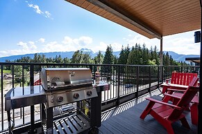 Stoke House by Revelstoke Vacations