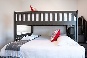 Stoke House by Revelstoke Vacations