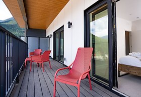 Stoke House by Revelstoke Vacations