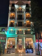 Mia Hotel (Feliz Hotel Binh Duong)