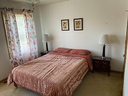 Large Country Home Pool and hot tub