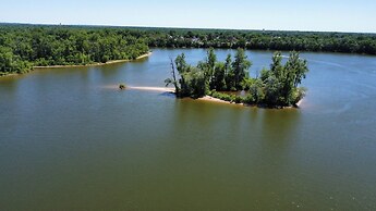 Beach House on Lake