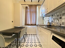 Galata s New Face Elegance