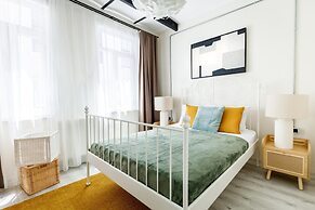 Chic Flat 5 min to Galata Tower in Istiklal Ave