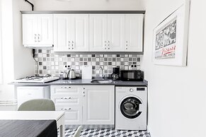 Chic Flat 5 min to Galata Tower in Istiklal Ave