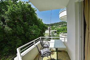 Convenient Flat w Garden and Balcony in Ulcinj