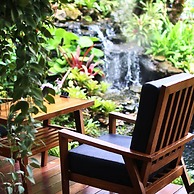 Rich Garden House Hotel