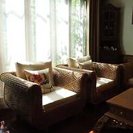 Rich Garden House Hotel