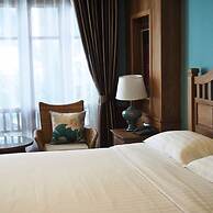Rich Garden House Hotel
