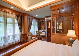 Rich Garden House Hotel