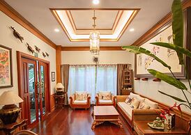 Rich Garden House Hotel