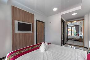 Naiharn Sea Condominium S402