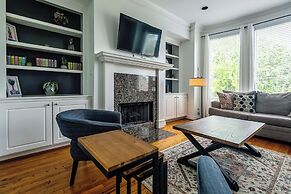 Montrose Lodge by Dunyha