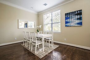 Montrose Lodge by Dunyha