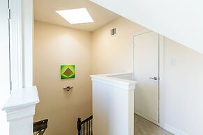 Montrose Lodge by Dunyha