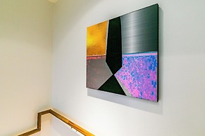 Montrose Lodge by Dunyha