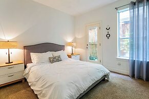 Montrose Lodge by Dunyha