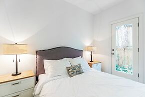 Montrose Lodge by Dunyha